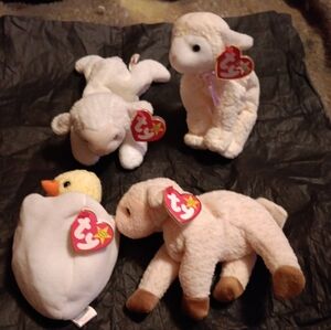 NWT TY BEANIE BABIES EWEY, EGGBERT,  FLEECE & FLEECIE
